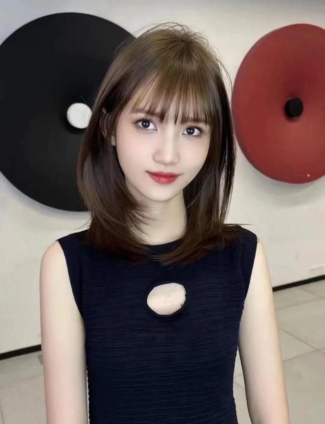 凯发k8国际厅登录中短发：时尚圈的百搭宝